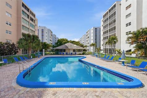 320 NE 12th Avenue Hallandale Beach FL 33009