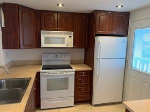320 NE 12th Avenue Hallandale Beach FL 33009