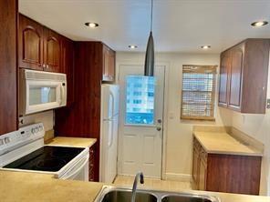 320 NE 12th Avenue Hallandale Beach FL 33009