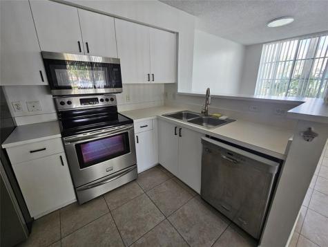 12172 St Andrews Place Miramar FL 33025