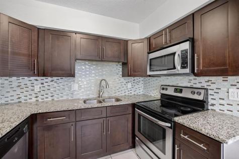 2500 SW 18th Terrace Fort Lauderdale FL 33315