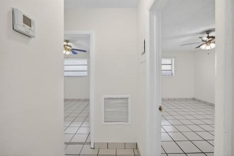 2500 SW 18th Terrace Fort Lauderdale FL 33315
