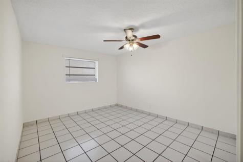 2500 SW 18th Terrace Fort Lauderdale FL 33315