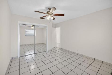 2500 SW 18th Terrace Fort Lauderdale FL 33315