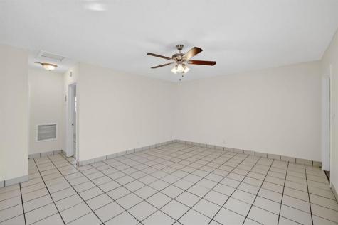 2500 SW 18th Terrace Fort Lauderdale FL 33315