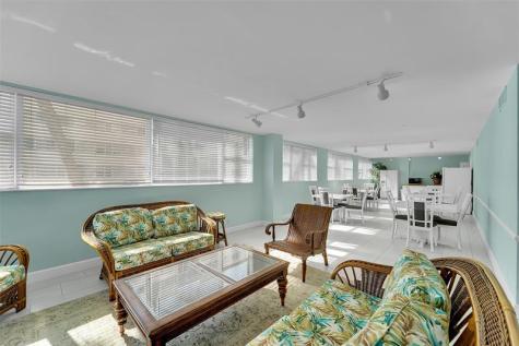 1239 Hillsboro Mile Hillsboro Beach FL 33062