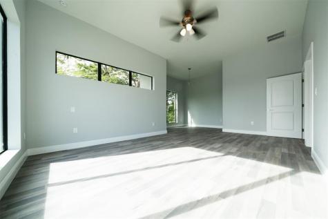 333 NW 41st Street Oakland Park FL 33309