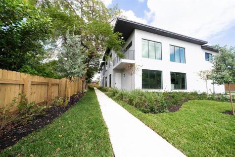 333 NW 41st Street Oakland Park FL 33309