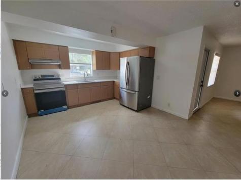 8071 NW 44th Court Coral Springs FL 33065