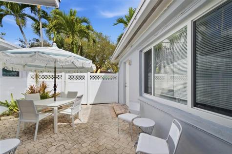 1614 NE 7th Street Fort Lauderdale FL 33304