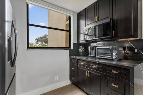 118 Lake Emerald Drive Oakland Park FL 33309