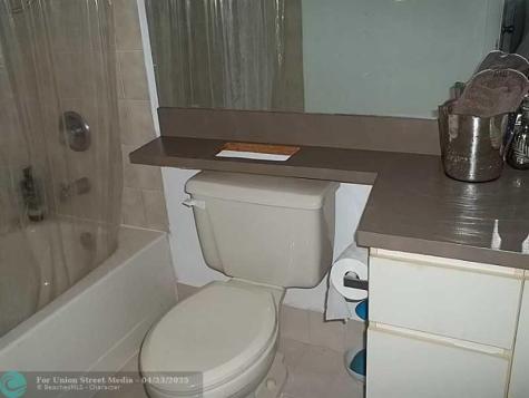 5910 Morningstar Circle Delray Beach FL 33484