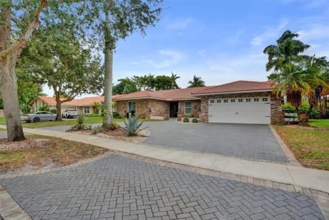 9540 NW 13th Street Plantation FL 33322