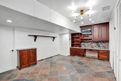 9540 NW 13th Street Plantation FL 33322
