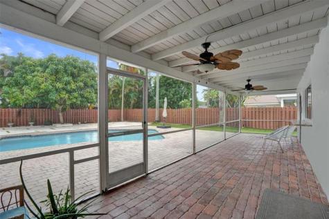 9540 NW 13th Street Plantation FL 33322