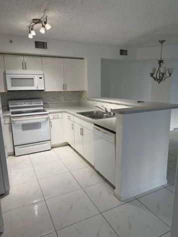 4856 N State Road 7 Coconut Creek FL 33073
