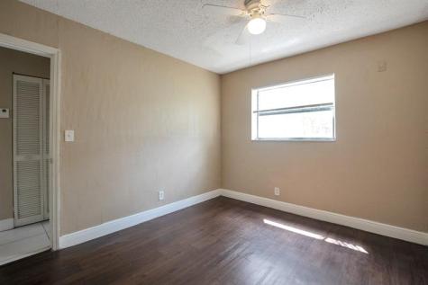 4061 N Dixie Highway Oakland Park FL 33334