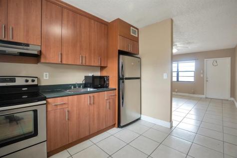 4061 N Dixie Highway Oakland Park FL 33334