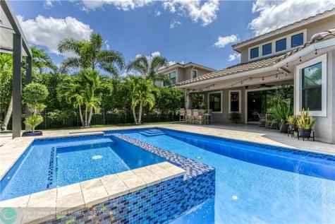 8181 Canopy Terrace Parkland FL 33076