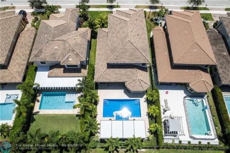 8181 Canopy Terrace Parkland FL 33076