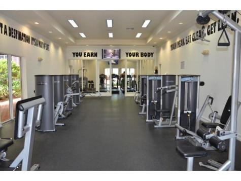 18335 NW 68 Avenue Hialeah FL 33015