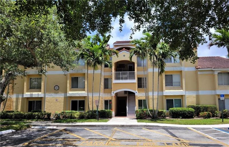 2425 NW 33rd Street Oakland Park FL 33309