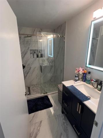 2425 NW 33rd Street Oakland Park FL 33309