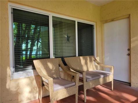 2425 NW 33rd Street Oakland Park FL 33309