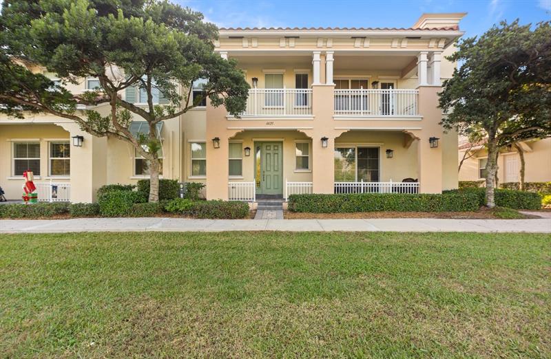 4025 Cascada Circle Hollywood FL 33024