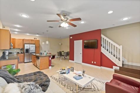 4025 Cascada Circle Hollywood FL 33024