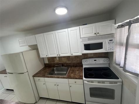 1113 SW 15th Terrace Fort Lauderdale FL 33312