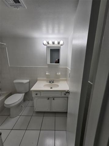 1150 NE 17th Court Fort Lauderdale FL 33305