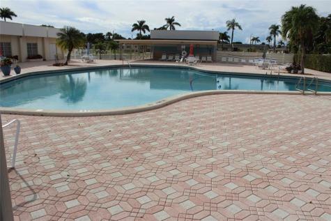 2810 E Ashley Drive West Palm Beach FL 33415