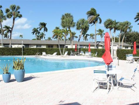 2810 E Ashley Drive West Palm Beach FL 33415