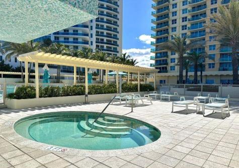 2501 S Ocean Drive (AVAIL May 1) Hollywood FL 33019