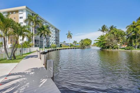 3040 NE 16th Avenue Oakland Park FL 33334