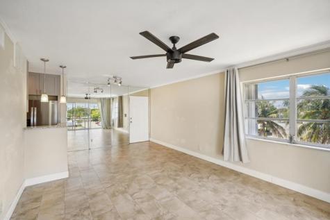 3040 NE 16th Avenue Oakland Park FL 33334
