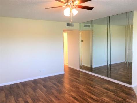 551 SW 135th Avenue Pembroke Pines FL 33027