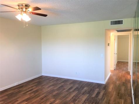 551 SW 135th Avenue Pembroke Pines FL 33027
