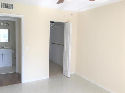 551 SW 135th Avenue Pembroke Pines FL 33027