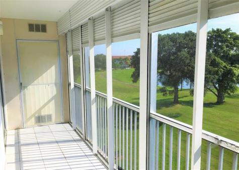 551 SW 135th Avenue Pembroke Pines FL 33027