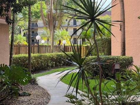 6800 Cypress Road Plantation FL 33317