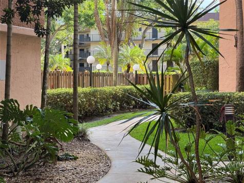 6800 Cypress Road Plantation FL 33317