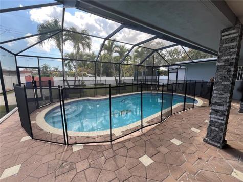 5424 Jackson Street Hollywood FL 33021
