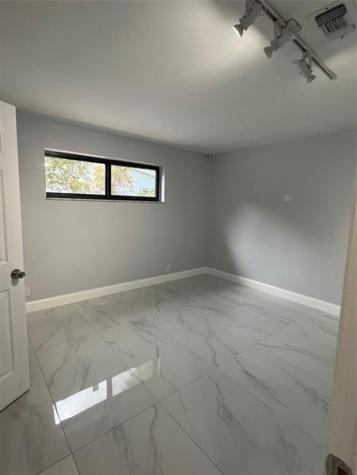 5424 Jackson Street Hollywood FL 33021