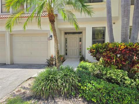 5800 Coach House Circle Boca Raton FL 33486
