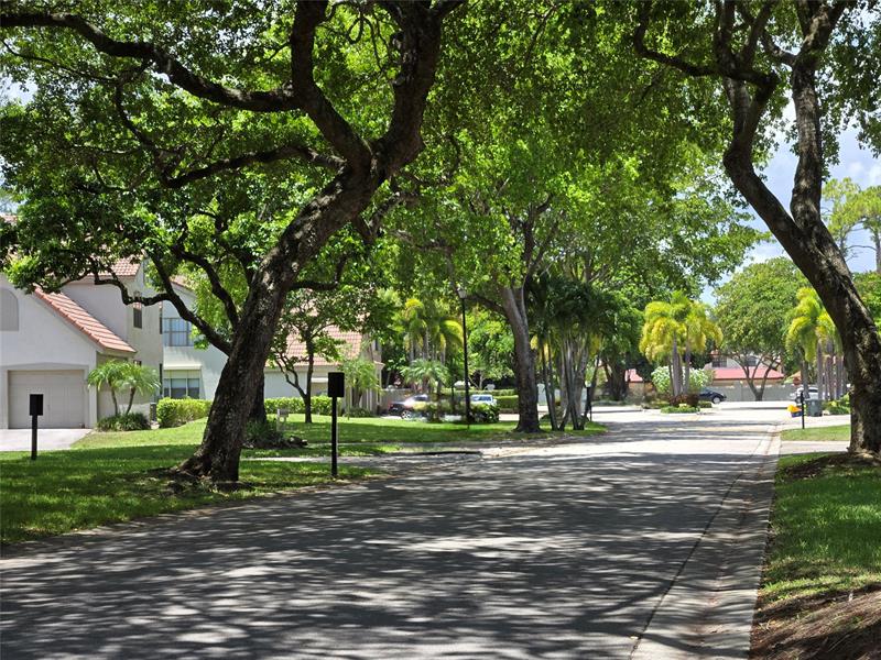 5800 Coach House Circle Boca Raton FL 33486