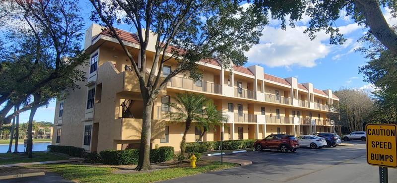 6735 Coral Lake Drive Pompano Beach FL 33063