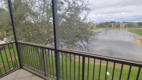 6735 Coral Lake Drive Pompano Beach FL 33063