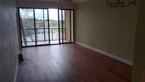 6735 Coral Lake Drive Pompano Beach FL 33063